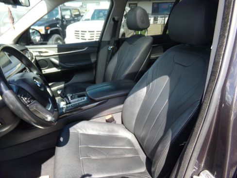 Used 2016 BMW X5 xDrive35i w/ Premium Package image 46