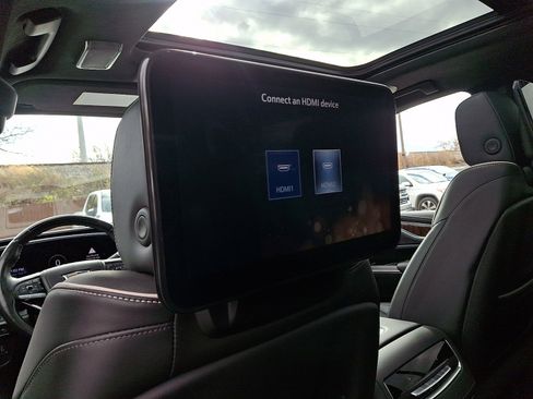 Used 2023 Cadillac Escalade Sport Platinum image 12