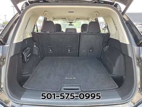 Used 2026 Nissan Rogue SV w/ Cold Weather Package FWD image 15
