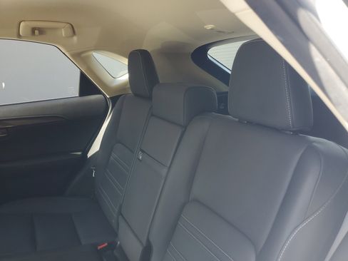 Used 2018 Lexus NX 300 FWD image 13