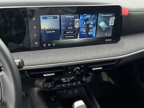 New 2026 Nissan Kicks SV image 9