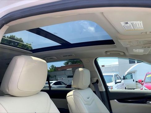 Used 2024 Cadillac XT6 Premium Luxury w/ Technology Package AWD/4WD image 22
