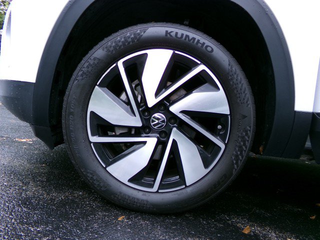 Used 2024 Volkswagen Atlas SE AWD/4WD image 24