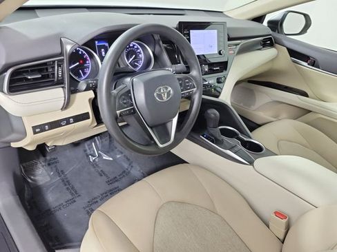 Used 2024 Toyota Camry LE FWD image 18