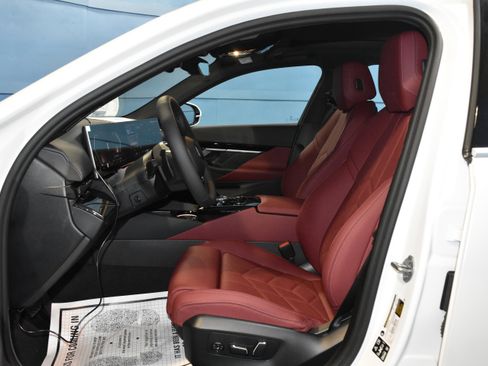 New 2026 BMW 530i xDrive w/ Executive Package image 6