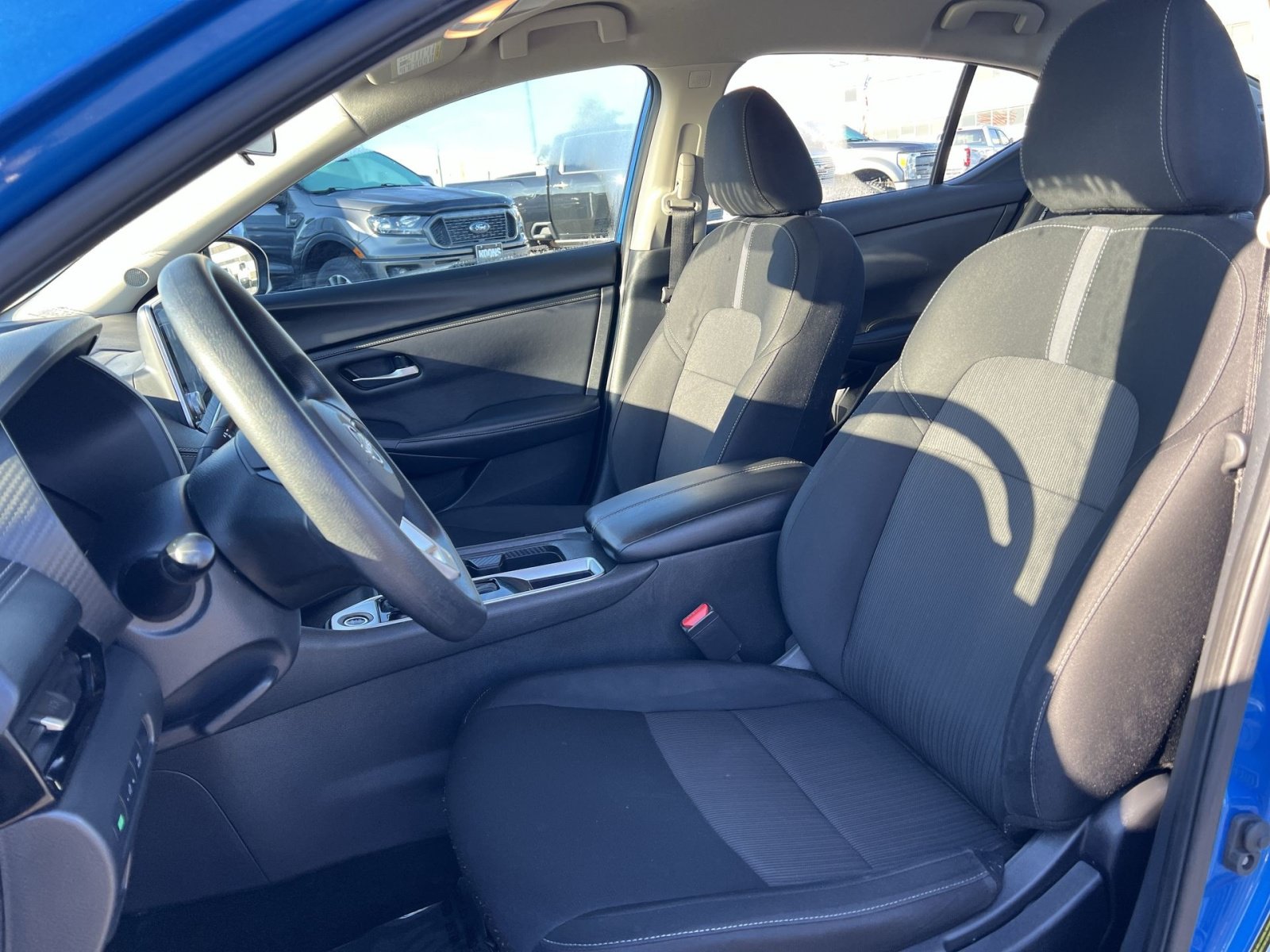 Used 2024 Nissan Sentra SV FWD image 13
