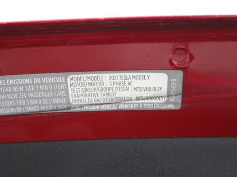 Used 2021 Tesla Model Y Long Range image 33