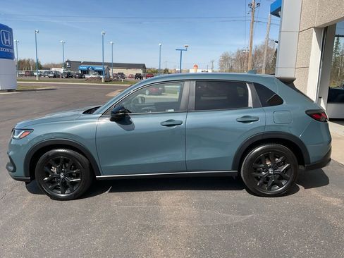 Used 2023 Honda HR-V Sport image 8