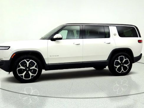 Used 2024 Rivian R1S Adventure AWD/4WD image 8