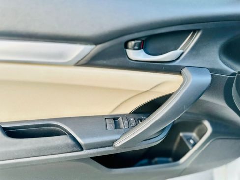 Used 2018 Honda Civic LX-P image 8
