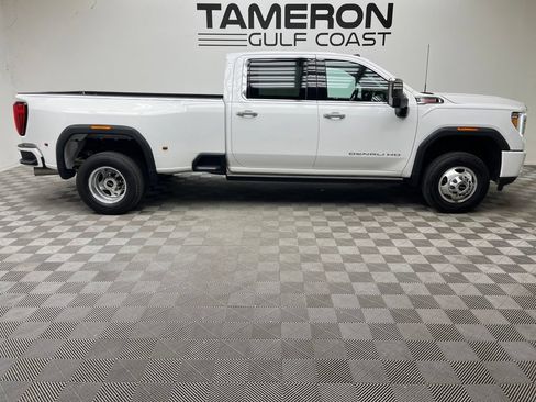 Used 2023 GMC Sierra 3500 Denali w/ Denali Ultimate Package AWD/4WD image 4