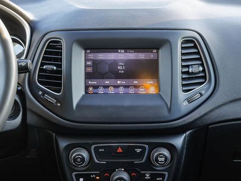 Used 2021 Jeep Compass Sport FWD image 17