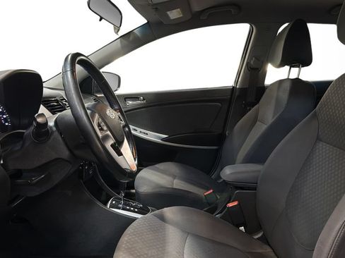 Used 2014 Hyundai Accent SE FWD image 22