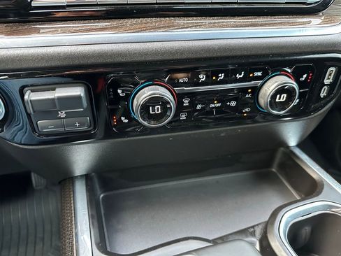 Used 2024 Chevrolet Silverado 1500 RST image 25