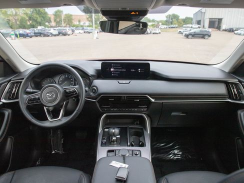 Used 2024 MAZDA CX-90 3.3 Turbo w/ Preferred Plus AWD/4WD image 14