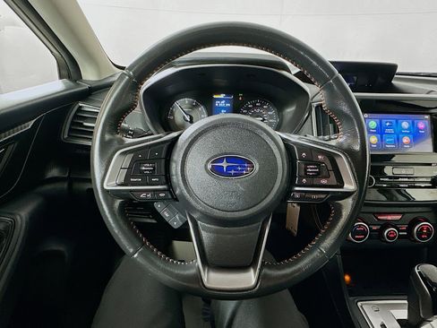 Used 2021 Subaru Crosstrek 2.0i Premium image 11