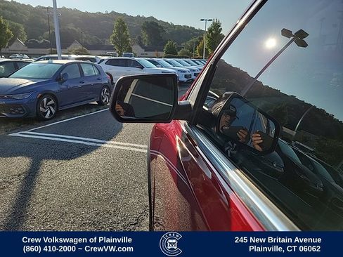 Used 2017 GMC Acadia SLT AWD/4WD image 26