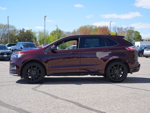 Used 2024 Ford Edge ST-Line w/ Class II Trailer Tow Package AWD/4WD image 7
