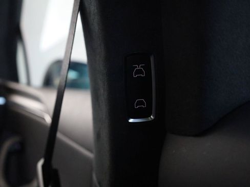 Used 2023 Tesla Model X AWD/4WD image 39