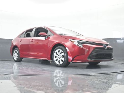Used 2023 Toyota Corolla Hybrid Sedan image 60