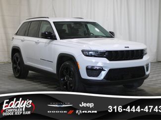 Used 2023 Jeep Grand Cherokee Limited w/ Black Appearance Package video 1