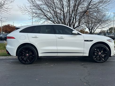 Used 2018 Jaguar F-PACE R-Sport image 8