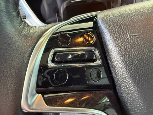 Used 2014 Cadillac SRX Premium w/ Driver Assist Package FWD image 22