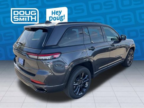 Used 2024 Jeep Grand Cherokee Limited 4xe image 5