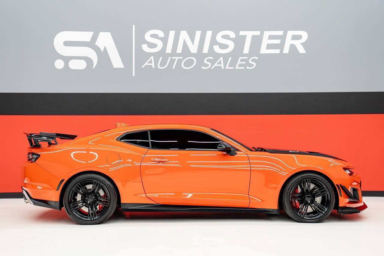 Used 2019 Chevrolet Camaro ZL1 RWD image 45