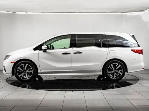 Used 2018 Honda Odyssey Elite image 5