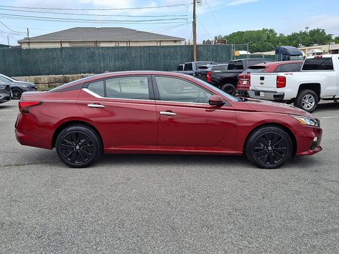 Used 2019 Nissan Altima 2.5 SV AWD/4WD image 7