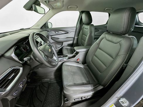 Used 2021 Chevrolet TrailBlazer LT w/ Premium Seating Package image 13