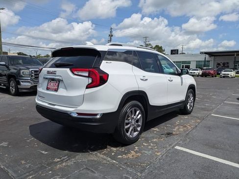 Used 2023 GMC Terrain SLT FWD image 5