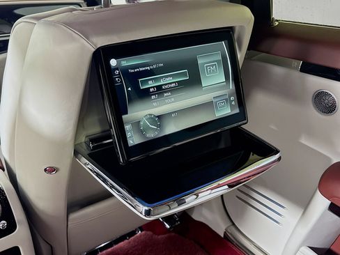 Certified 2024 Rolls-Royce Ghost Extended Wheelbase AWD/4WD image 25