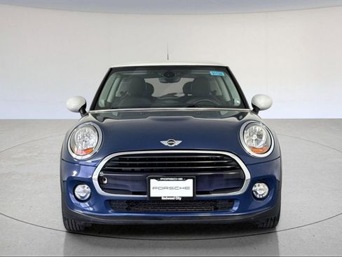Used 2017 MINI Cooper 2-Door Hardtop image 10