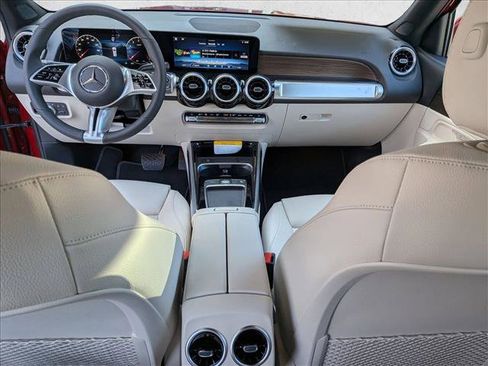 New 2026 Mercedes-Benz GLB 250 image 13