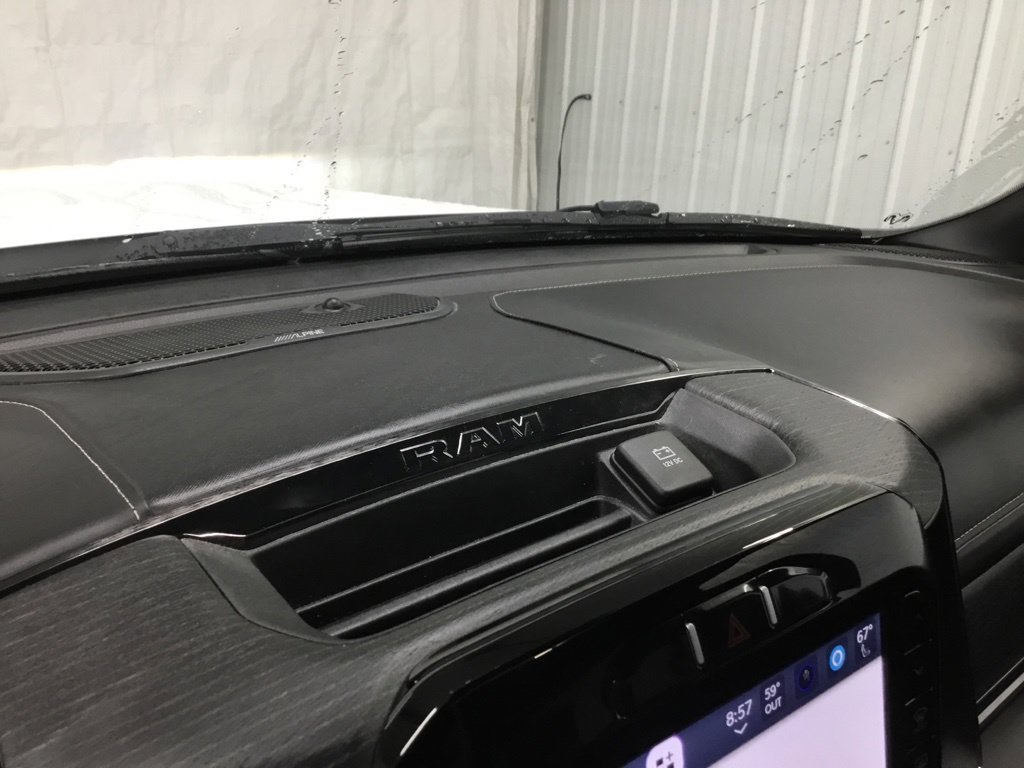Used 2022 RAM 1500 Limited w/ Body Color Bumper Group AWD/4WD image 18