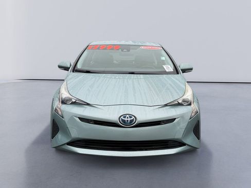 Used 2017 Toyota Prius Three image 8