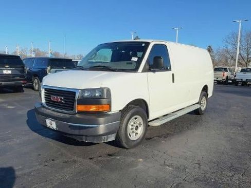 Certified 2023 GMC Savana 2500 Base w/ Driver Convenience Package image 4
