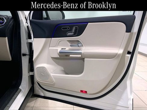 Used 2026 Mercedes-Benz GLA 250 4MATIC image 23