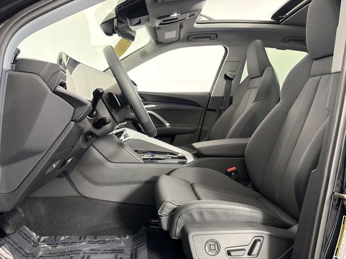 Used 2025 Audi Q5 Premium Plus w/ Premium Plus AWD/4WD image 6