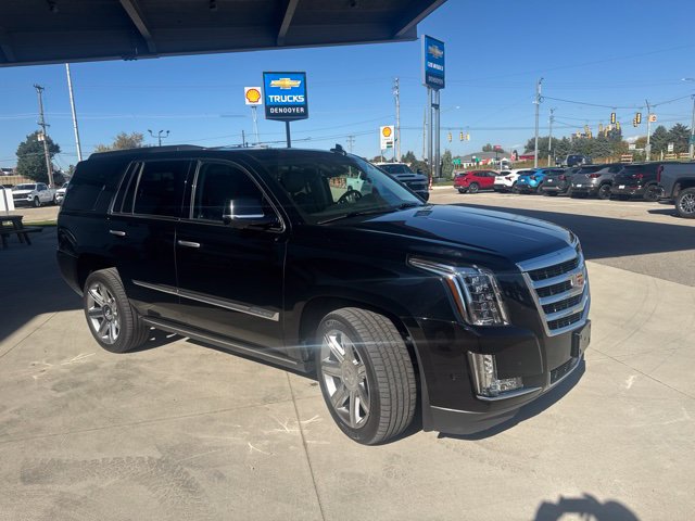 Used 2020 Cadillac Escalade Premium Luxury AWD/4WD image 7