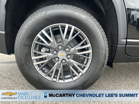 New 2026 Chevrolet Traverse LT w/ LPO, Floor Liner Package image 11