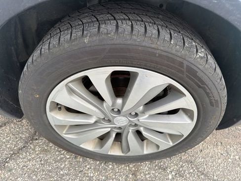 Used 2019 Buick Encore Preferred FWD image 4