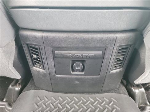 Used 2014 RAM 1500 Lone Star image 18