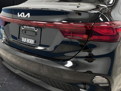 Used 2022 Kia Forte Sedan FWD image 30