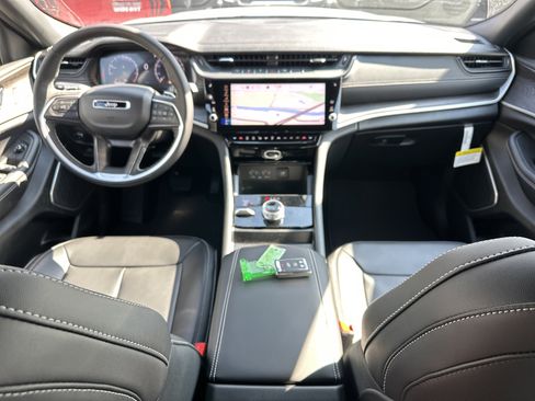 New 2026 Jeep Grand Cherokee Limited image 29