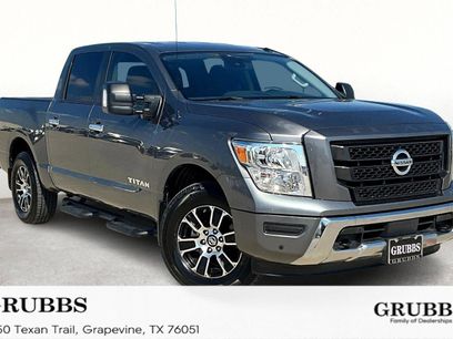 Used 2021 Nissan Titan SV w/ SV Convenience Package