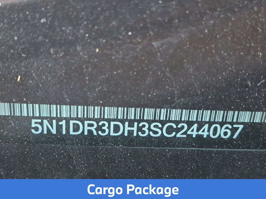 Certified 2025 Nissan Pathfinder Platinum FWD image 10