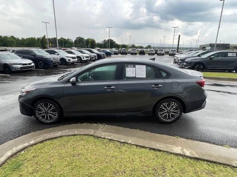 Certified 2024 Kia Forte GT-Line FWD image 4
